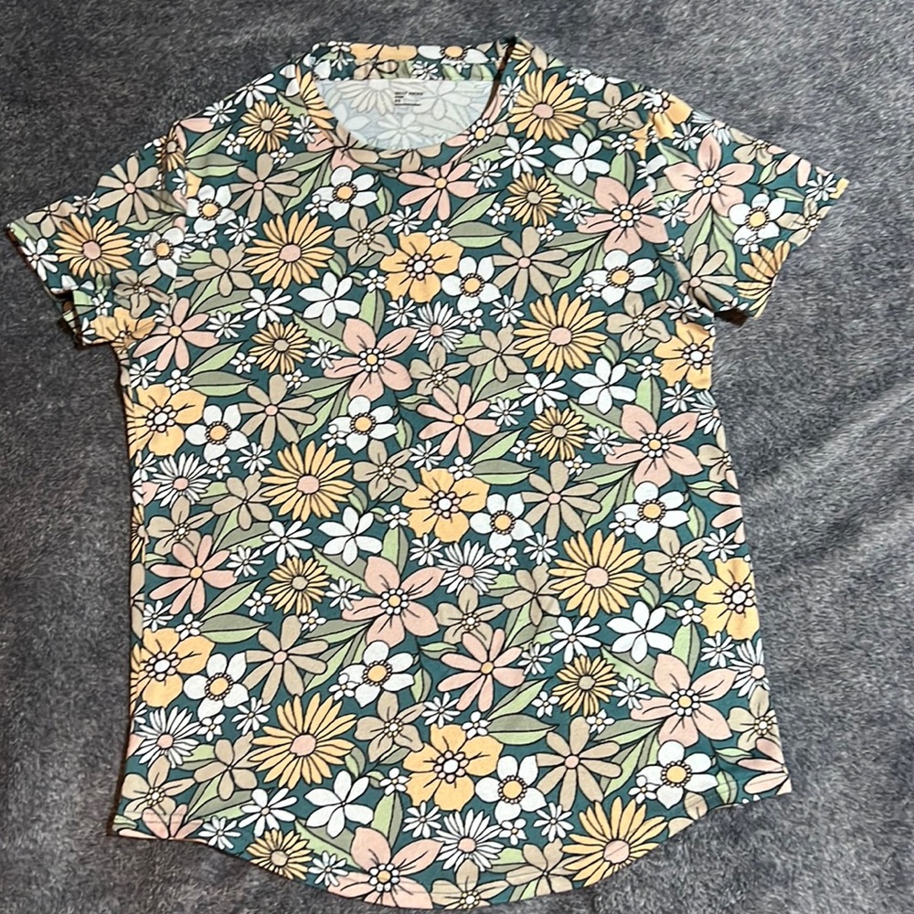 Gilly Hicks XS floral sleep T-shirt